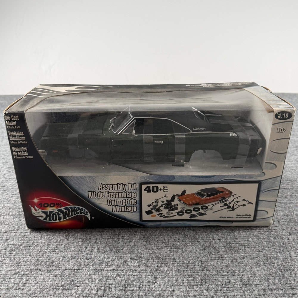 Hot Wheels 1969 Dodge Charger Assembly Kit 1:18 Black Diecast Model 56613